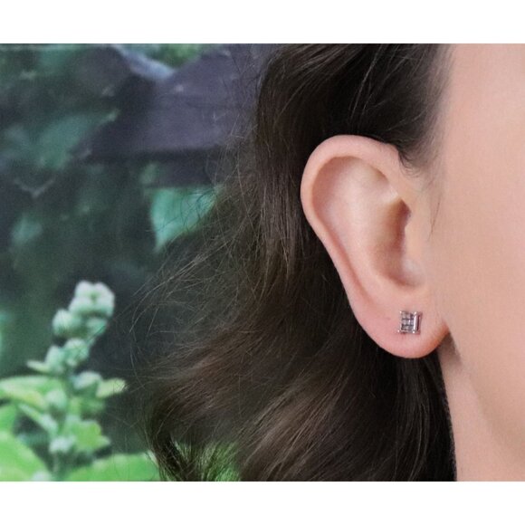 10k White Gold Fancy Red Diamond Earrings Stud Post .25 total carat 3/16" - Picture 5 of 8